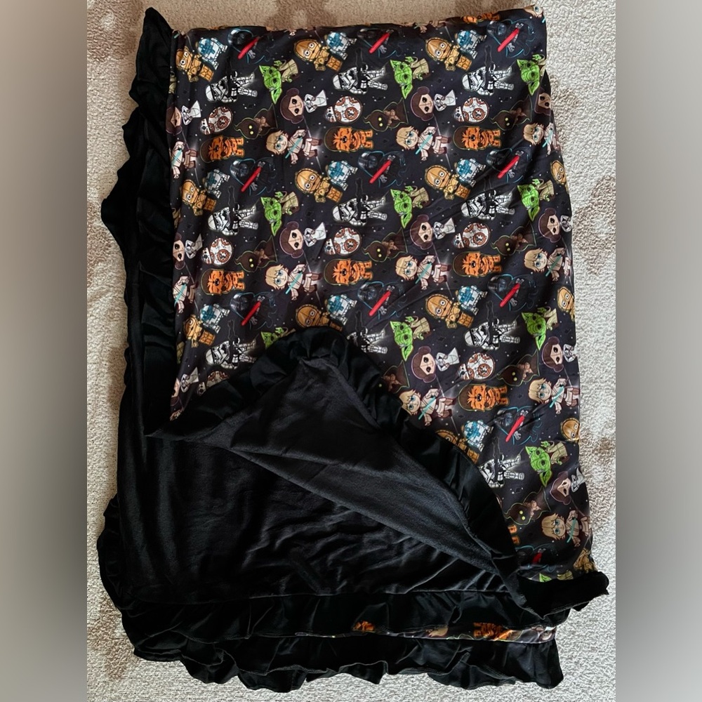 Star Wars - Custom Chibi Character Blanket with Ruffle & Velour (62”x 82”) NWOT